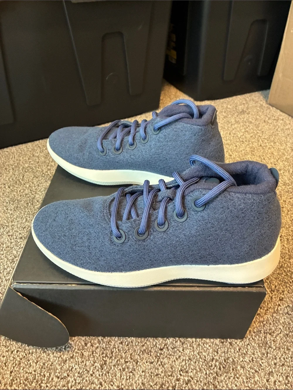 allbirds Women's Navy Wool Runner-Up Mid Sneakers